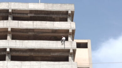 Rescatan a hombre que intentó suicidarse en un centro comercial de Zulia