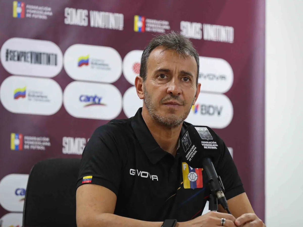 Fernando Batista: «hay que hacer un partido inteligente»
