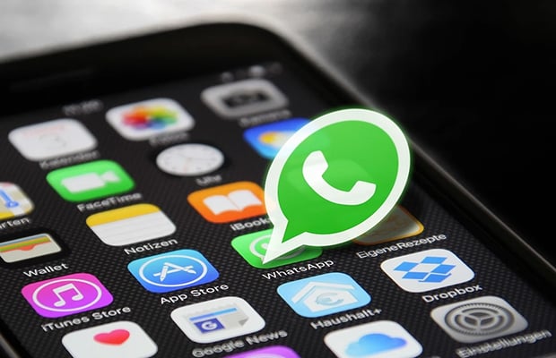 Descubre como eliminar el caché de WhatsApp para liberar más espacio en mi teléfono móvil