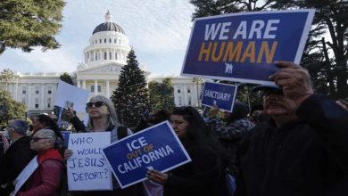 Trump multará con más de 900 dólares diarios a quienes incumplan orden de deportación