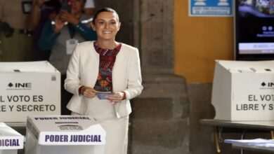 Presidenta Claudia Sheinbaum vota en inédita elección del Poder Judicial de México