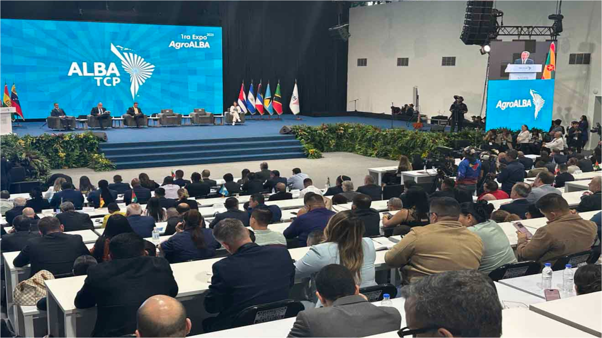 Ministros del ALBA firman en Caracas 14 acuerdos de cooperación