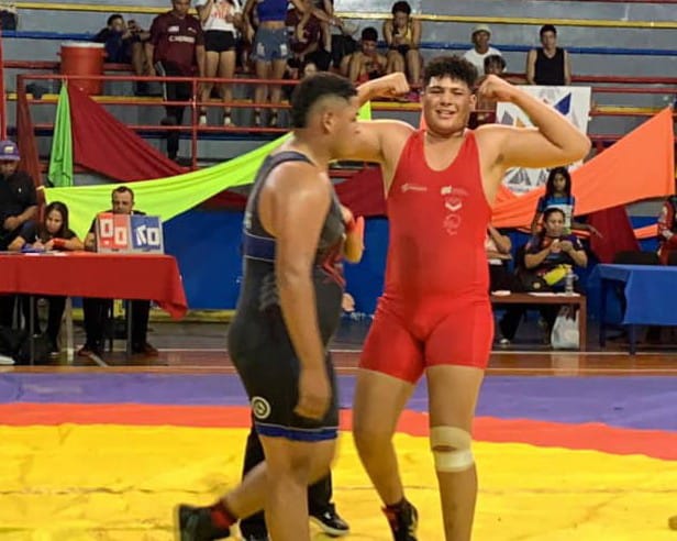 Monagas con dos de plata y un bronce en nacional juvenil de lucha