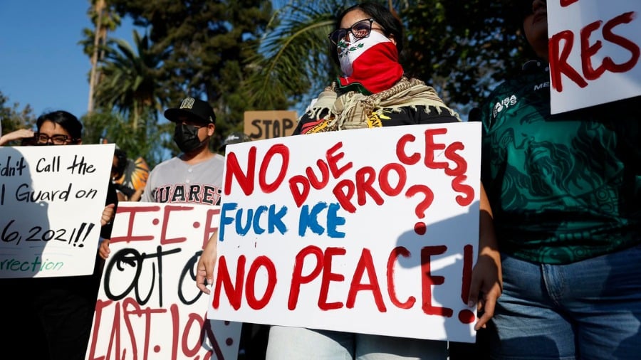 El Tribunal Supremo de EE.UU. da vía libre al Gobierno Trump para deportar inmigrantes a terceros países