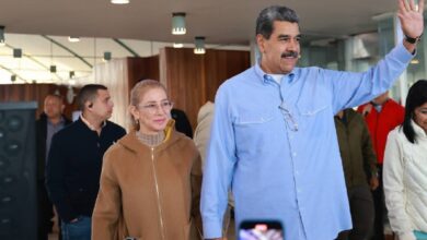 Mandatario nacional a los padres en su día: "Bendiciones, unión y armonía"