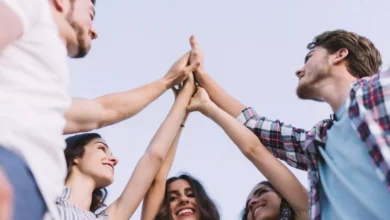 Cómo alejarse sin culpa de las amistades que ya no suman