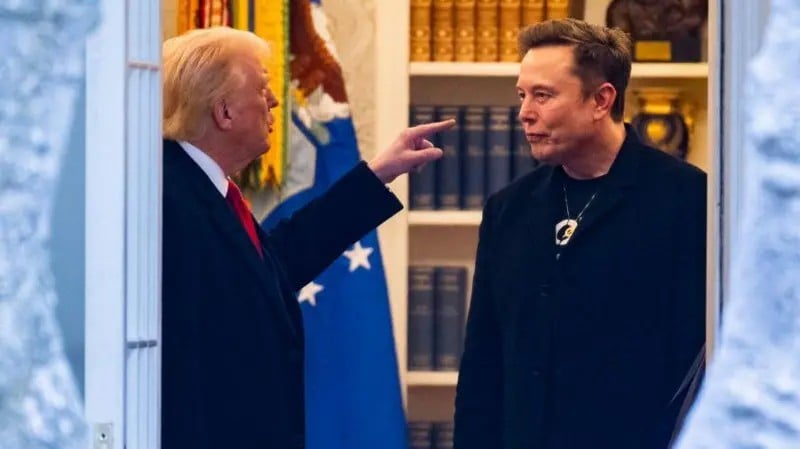 Rusia ofrece asilo político a Elon Musk tras pelea con Donald Trump