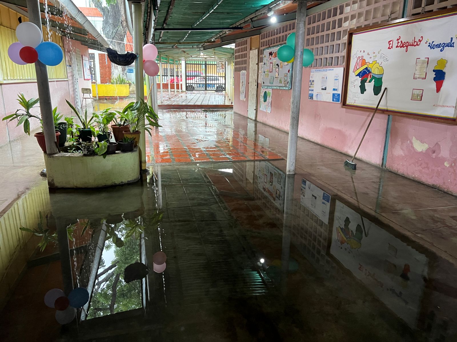 Jardín infantil María Rivero inundado tras fuertes lluvias