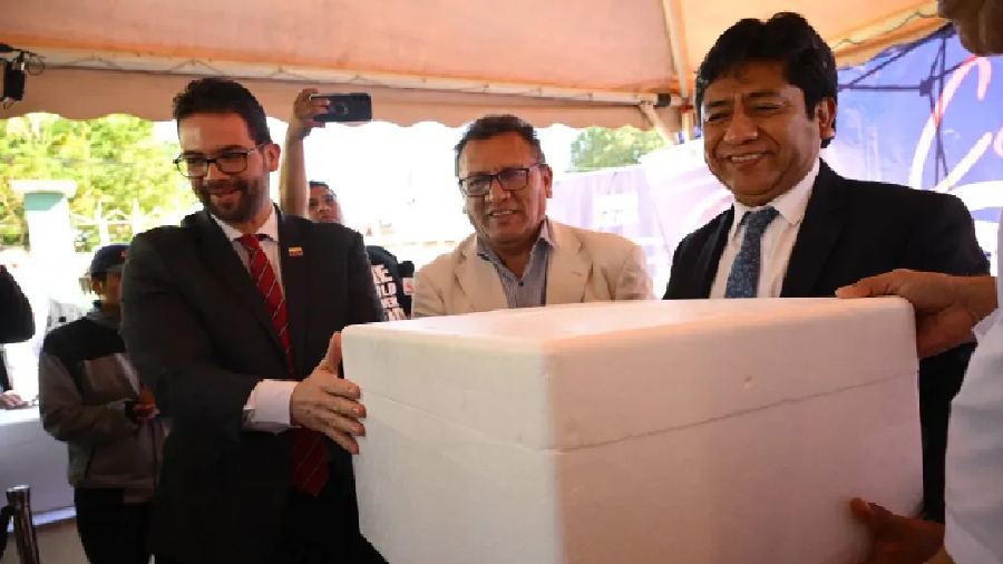 Venezuela dona 100 mil vacunas a Bolivia para combatir emergencia sanitaria por sarampión