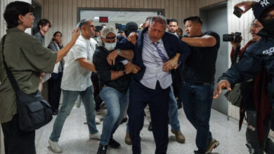 (+Video) El contralor de Nueva York y candidato a alcalde es detenido por agentes de inmigración