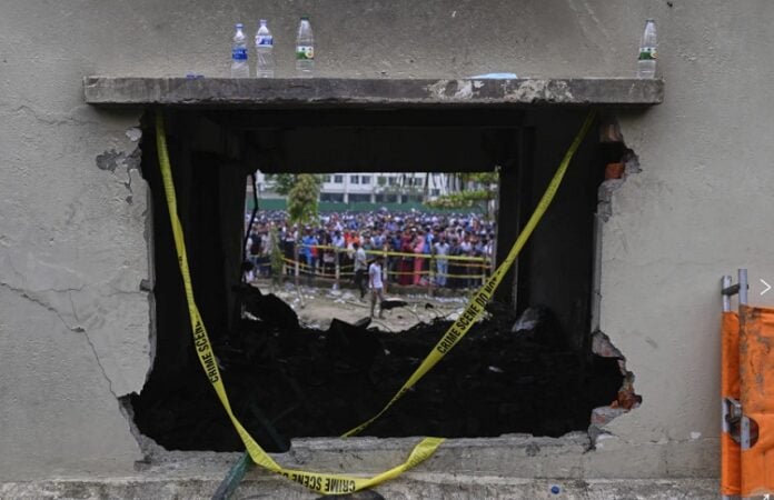 Cifra de muertos por accidente aéreo en Bangladesh sube a 31