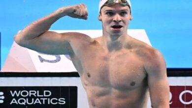 Léon Marchand bate récord mundial y hace historia en la natación.