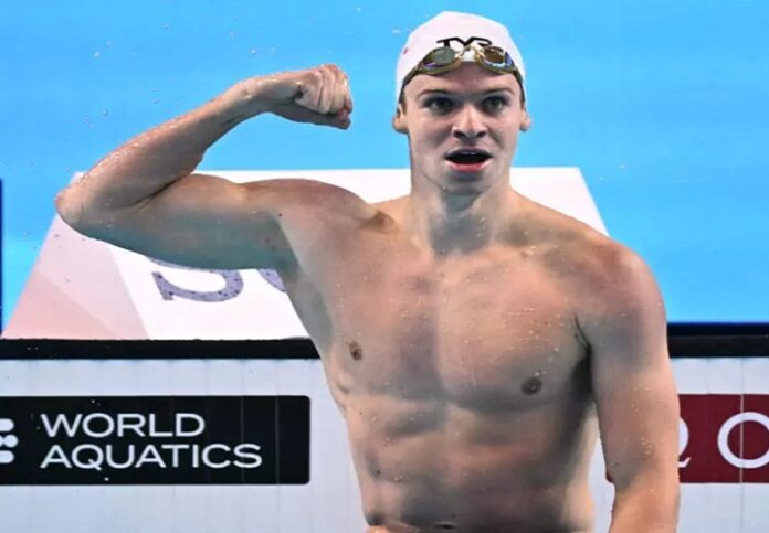 Léon Marchand bate récord mundial y hace historia en la natación.