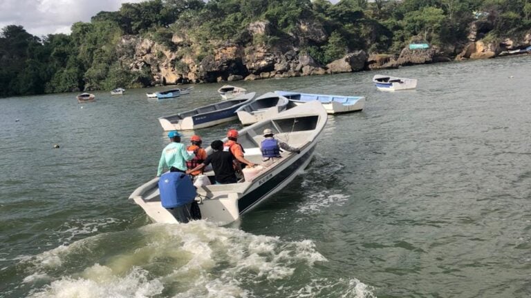 Cuatro muertos y decenas de desaparecidos tras naufragio de migrantes frente a costas dominicanas