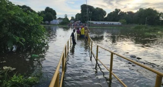 Crecida del río Orinoco afecta al Delta Amacuro