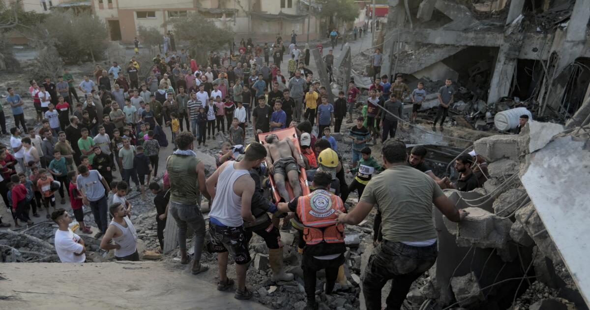 Fuentes del Hospital al Shifa en Ciudad de Gaza reportaron la llegada de 31 cadáveres, mientras que otros 19 cuerpos fueron trasladados a una clínica cercana