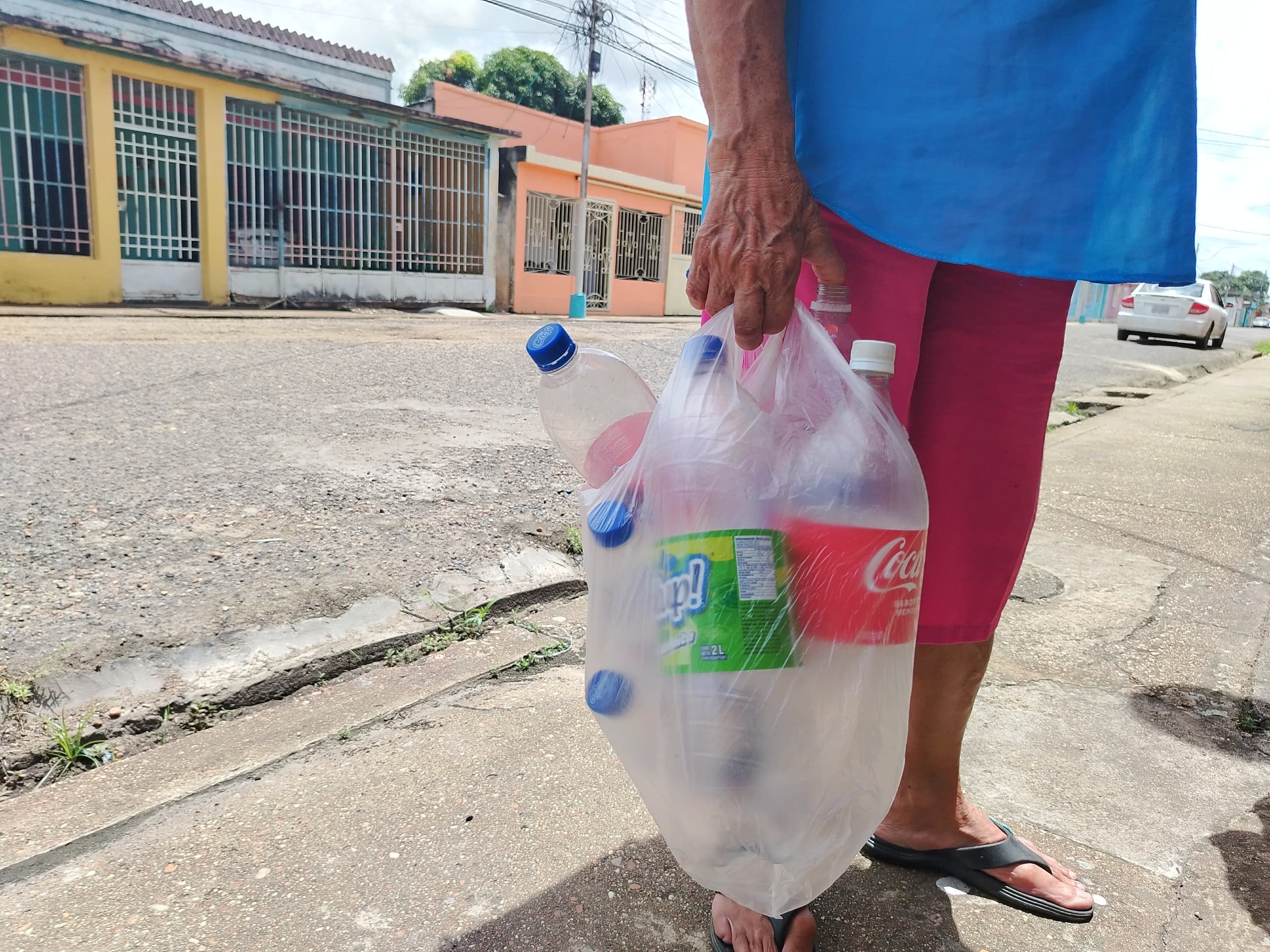 Persisten fallas del servicio de agua en la carrera 3 de Las Cocuizas