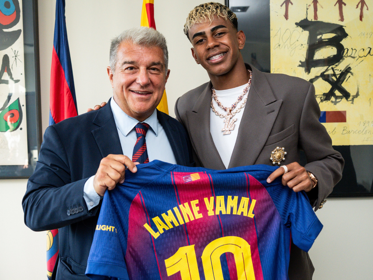 Lamine Yamal renovó con Barcelona y presentó nuevo dorsal