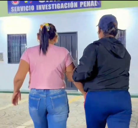Mujer agredió a su hija de 8 años porque delató sus infidelidades