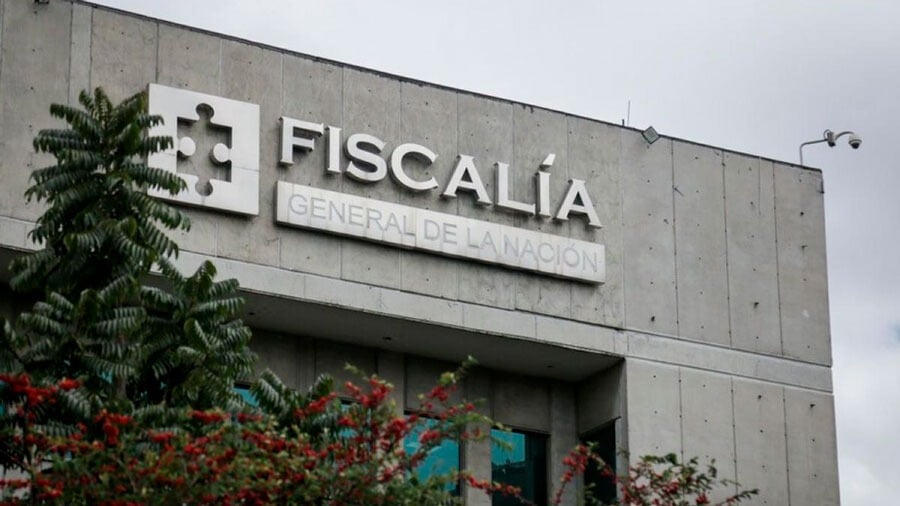 Fiscalía colombiana investigará polémicos audios que exponen trama golpista contra Petro