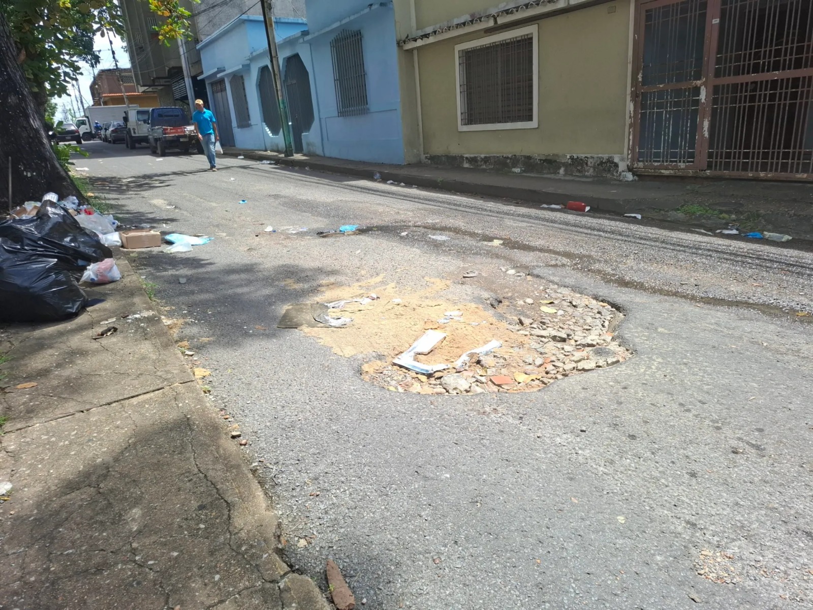Vecinos de la calle Bomboná se suma al clamor por el asfaltado