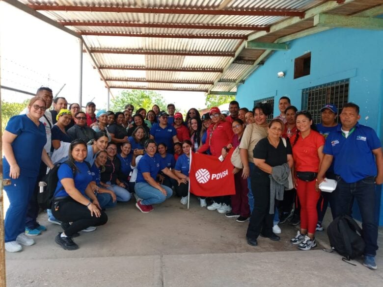 Comuna “Centella del Sur” recibe atención médica especializada