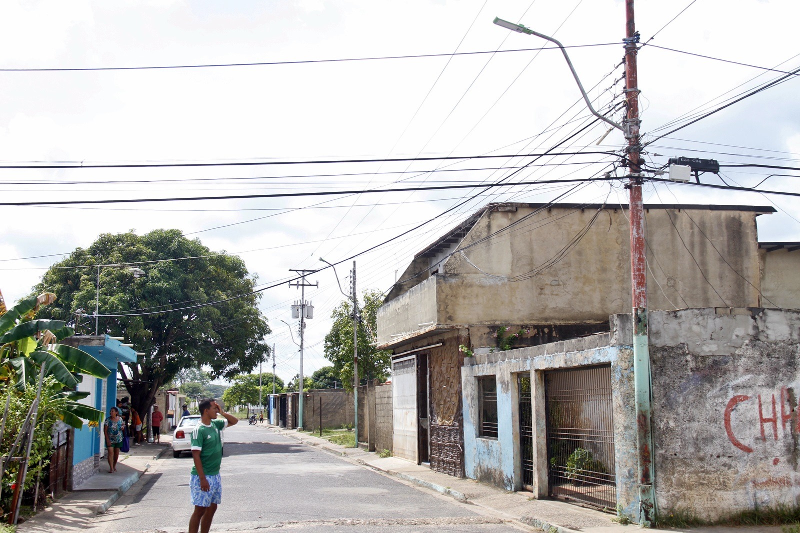 Piden camiones cisterna para La Llovizna ante casi un mes sin agua