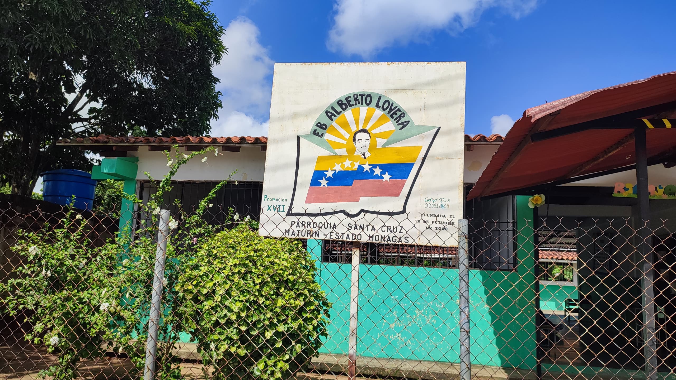 Piden mantenimiento para la escuela Alberto Lovera de La Cruz