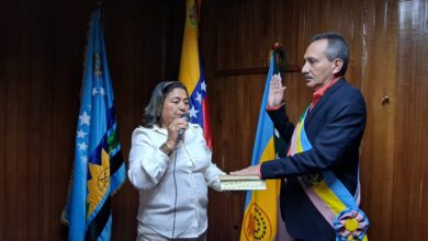 Reelecto y juramentado: Jesús 'Chuo' Velásquez repite alcaldía en acosta