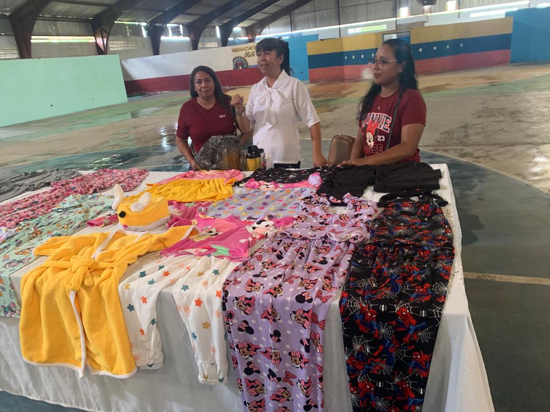 Escuela de Emprendimiento Aníbal Guaimare realizó exposición productiva en Boquerón