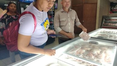 Maturineses expresaron que el pollo continúa siendo una proteína de alto costo.