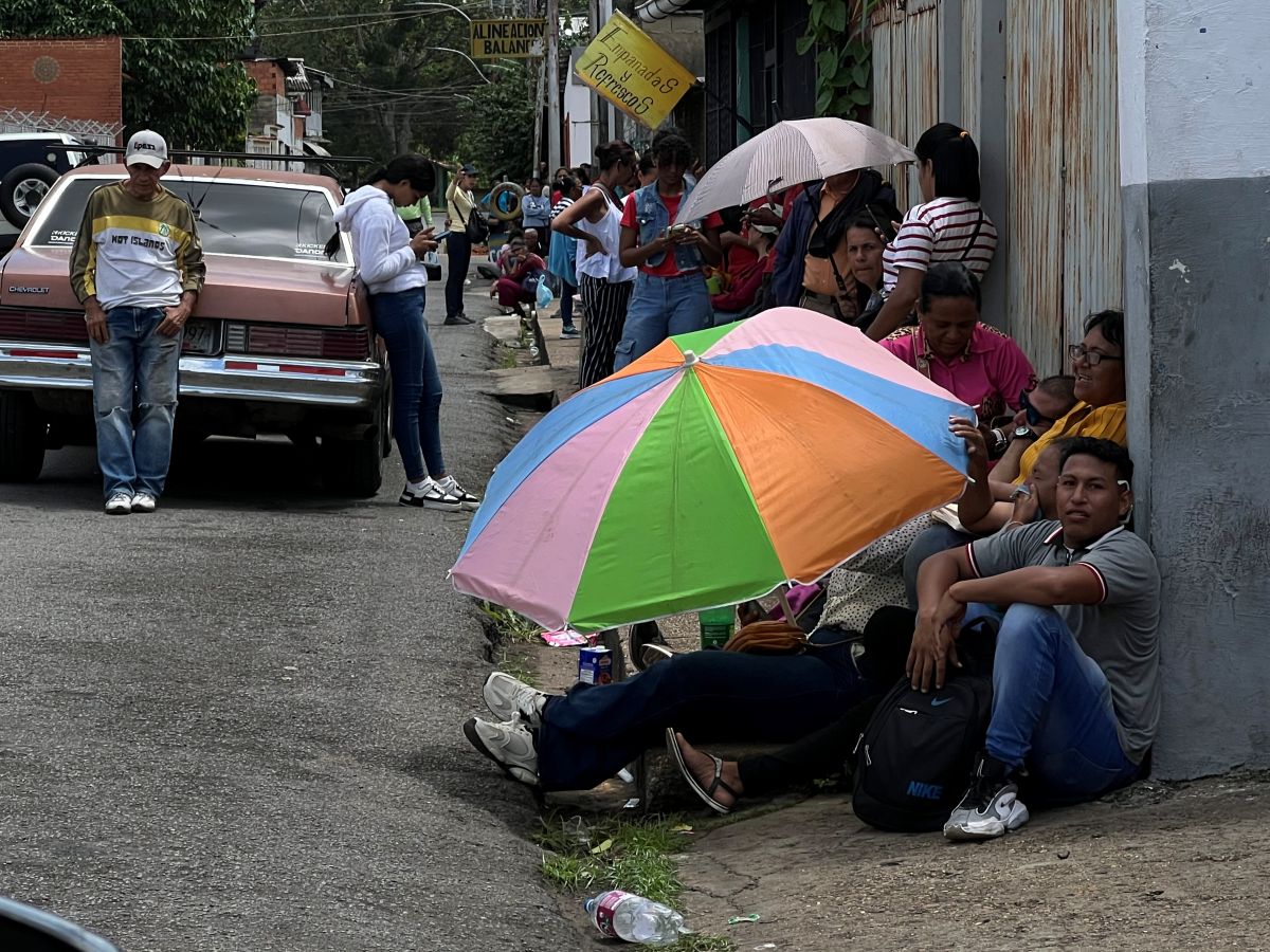 Monaguenses: es una odisea poder tramitar la cedula en el Saimen de Maturín