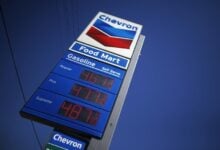 Gobierno de Trump da luz verde a Chevron para reanudar extracción de petróleo en Venezuela