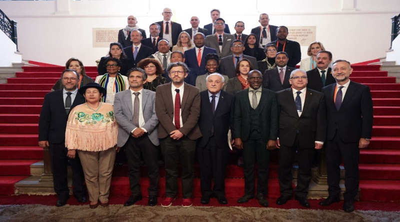 Canciller Gil ratifica en Cumbre de Bogotá "apoyo irrestricto" a acciones contra genocidio israelí en Gaza