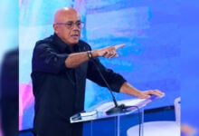 Rodríguez alerta sobre la tecnología y su potencial para convertir a jóvenes en autómatas