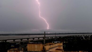 Al menos 33 personas mueren impactadas por rayos en India