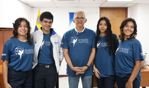 Venezolanos fueron premiados por su participación en la Olimpiada Internacional de Física Científica 2025