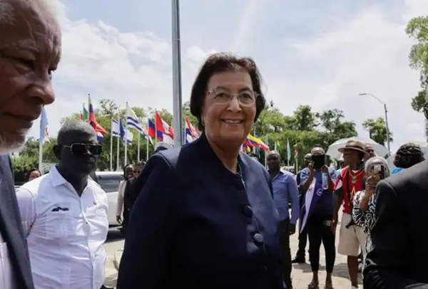 Jennifer Geerlings-Simons se convierte en la primera presidenta de Surinam