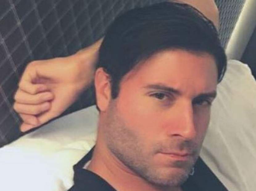 Actor Jonathan Montenegro contará su versión en documental "Fuera de Escena"