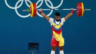 Keydomar Vallenilla brilla en el Campeonato Panamericano de Pesas con récord en envión