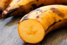 La forma en la que consumes el plátano puede no ser saludable