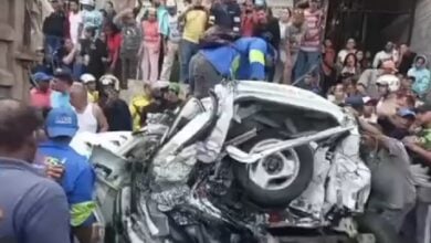 Una fallecida y varios heridos deja colisión entre autobús y una camioneta en Miranda