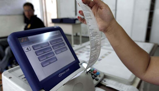 Veedores certifican seguridad de máquinas de votación para elecciones del 27 de julio