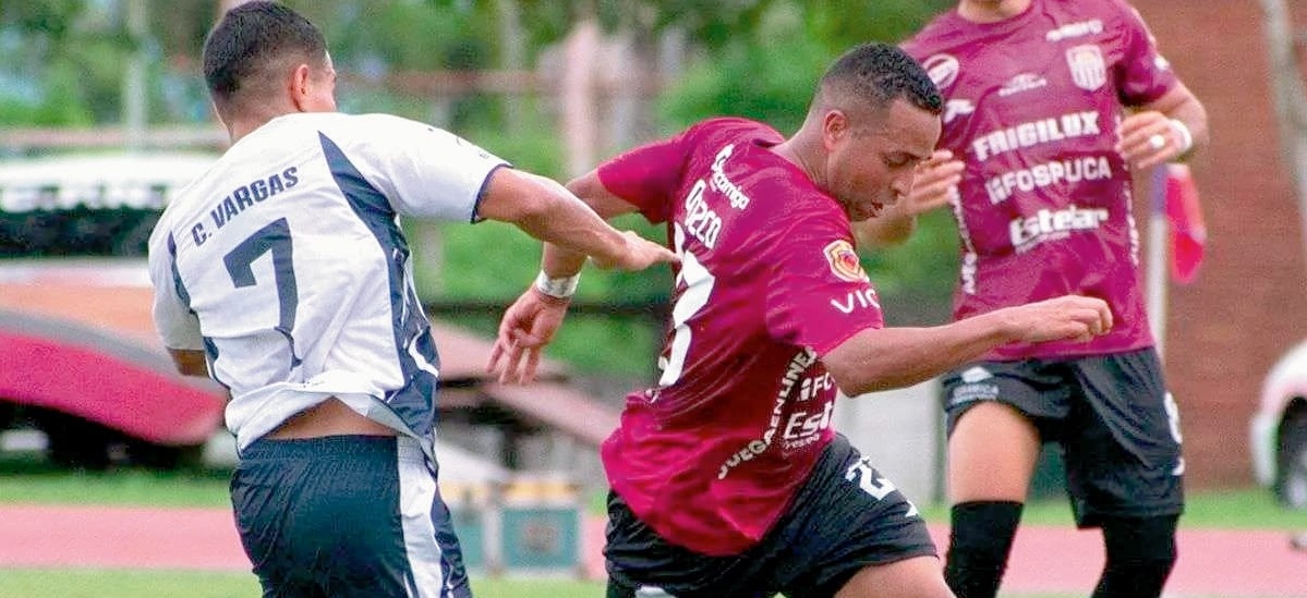 Golazo de Yohandri Orozco en su debut con Carabobo FC