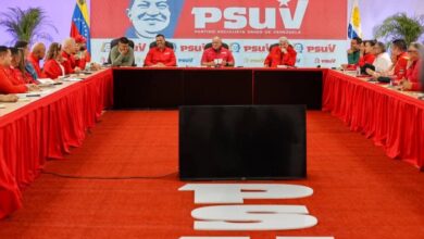 "¡Respeten siempre al pueblo!", le dijo Cabello a los alcaldes de oposición