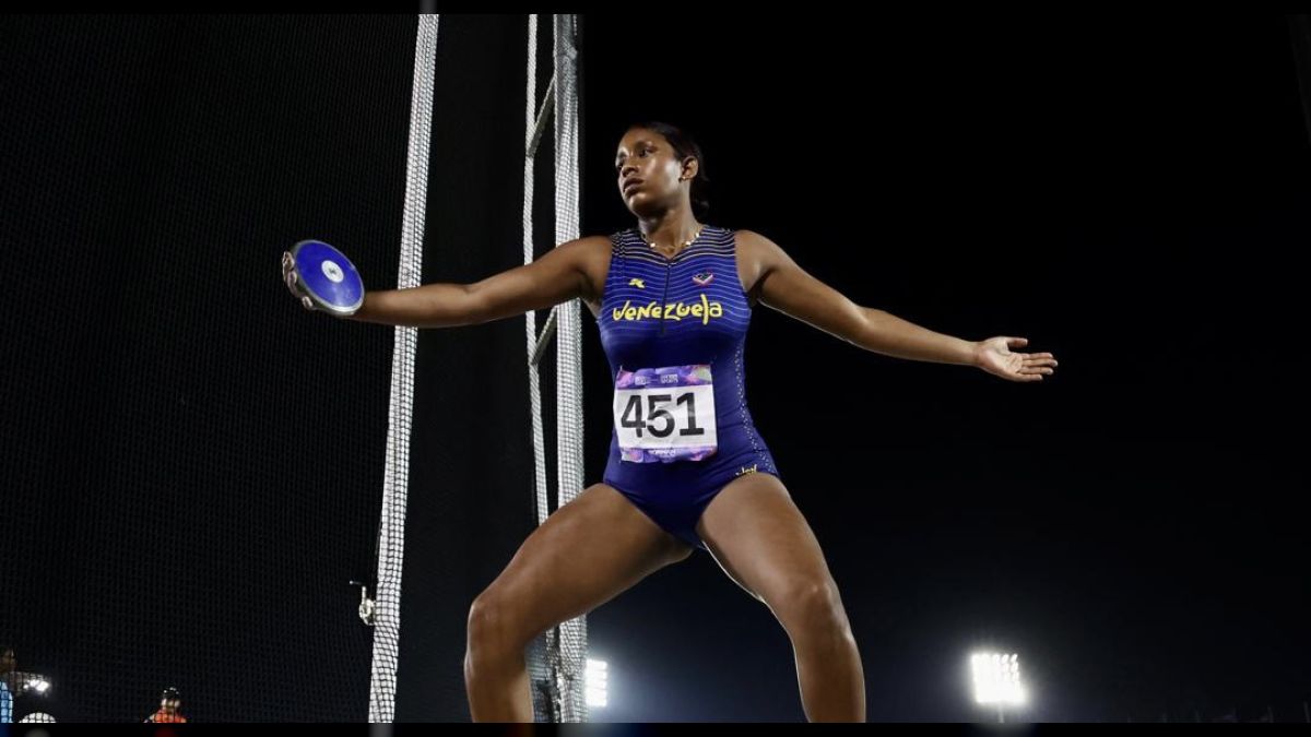 Ottaynis Febres conquista plata y bate récord nacional en lanzamiento de disco en Panamericanos Junior