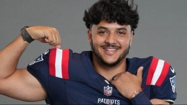 Los New England Patriots incluyen al venezolano Andrés Borregales en su roster final