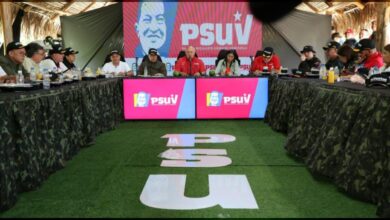 Cabello califica de "extraordinario" el alistamiento militar convocado por Maduro