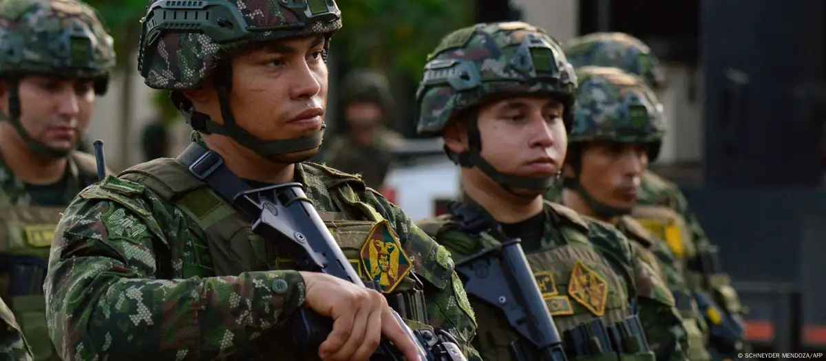34 militares secuestrados y once guerrilleros muertos en enfrentamientos en Colombia