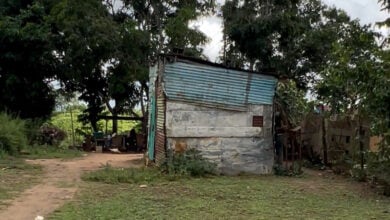 Madre de bajos recursos pide ayuda para terminar de construir su vivienda